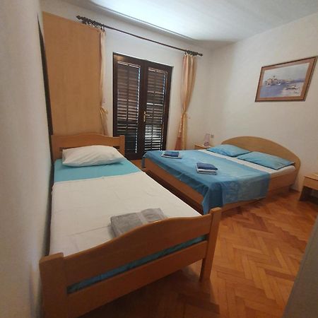 אומיס Apartments Karlo חדר תמונה