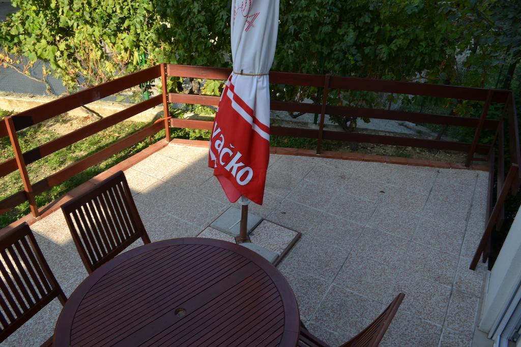 אומיס Apartments Karlo חדר תמונה