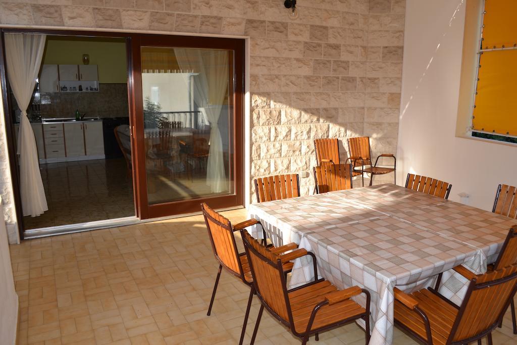 אומיס Apartments Karlo חדר תמונה