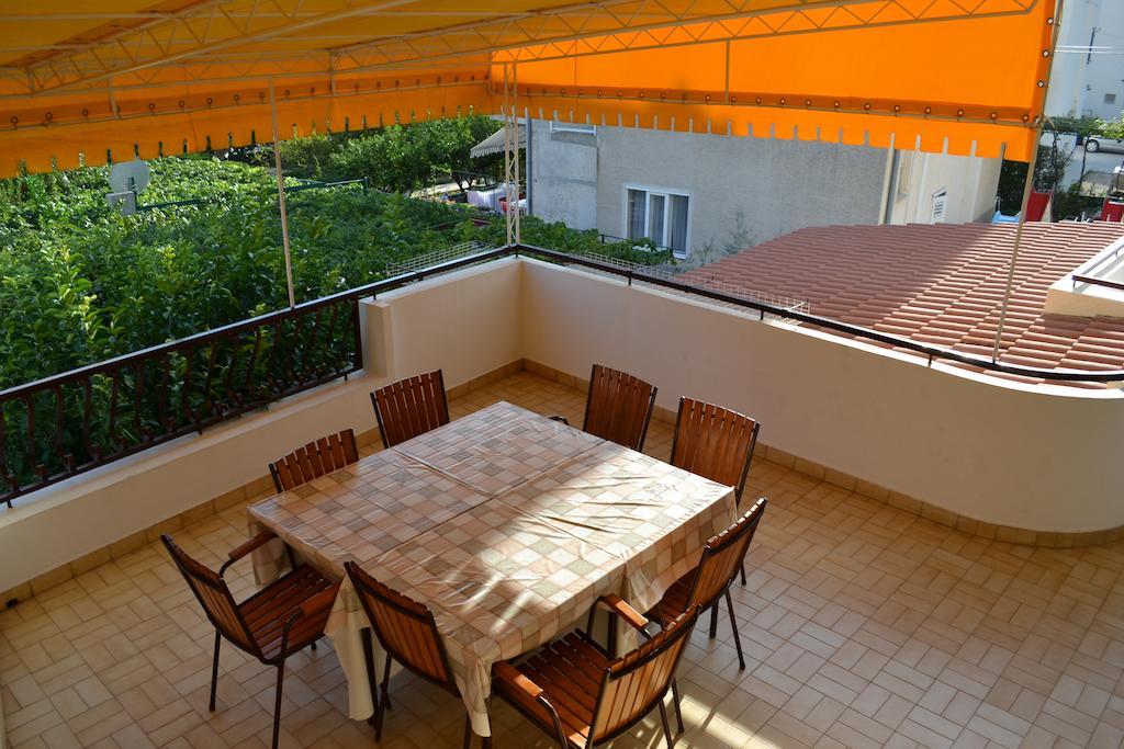 אומיס Apartments Karlo חדר תמונה