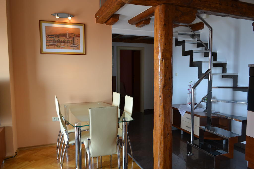 אומיס Apartments Karlo חדר תמונה